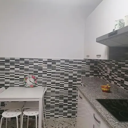 En Con Amplio Jardin A 5 Min De La Playa Situacion Inmejorable Hébergement de vacances *