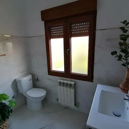 En Con Amplio Jardin A 5 Min De La Playa Situacion Inmejorable *