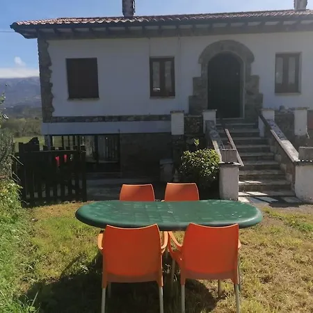 En Con Amplio Jardin A 5 Min De La Playa Situacion Inmejorable Feriehus
